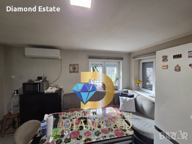 Двуетажна къща в село Добрич, общ. Димитровград, снимка 10 - Къщи - 52061050