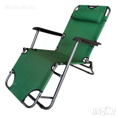 Сгъваем зелен шезлонг с възглавница