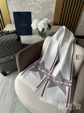 кашмирен шал christian dior