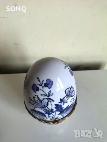 Прекрасно Порцеланово Яйце Кутия За Бижута, снимка 2 - Други - 54008155