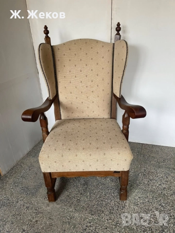 Масивно кресло