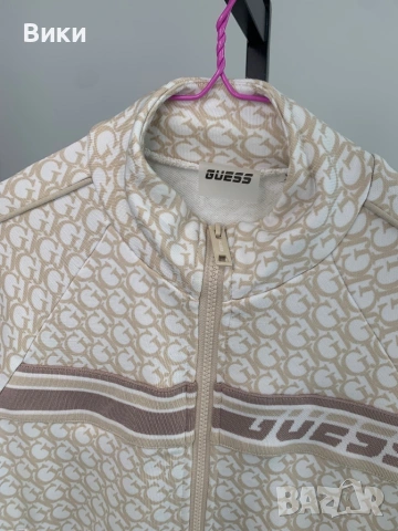 Guess оригинално горнище, снимка 6 - Спортни екипи - 53018742