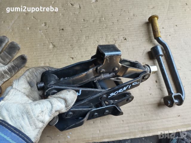 Авариен Крик Авто Крик Renault Megane Scenic Ключ, снимка 2 - Аксесоари и консумативи - 46264453