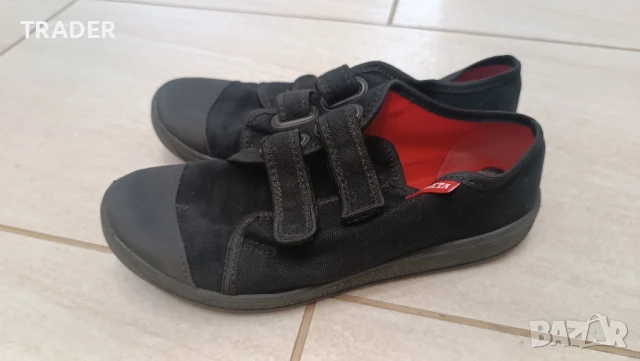 детски пантофи маратонки сникърси черни Moneta, снимка 3 - Детски пантофи - 33561644