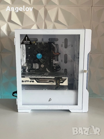 Бял Геймърски Компютър / i3-9100f / RX 570 / Windows 11 Pro, снимка 7 - Геймърски - 53858363