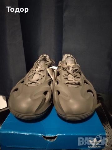 Adidas Adifoam Q Grey 43 1/3, снимка 3 - Маратонки - 52665464