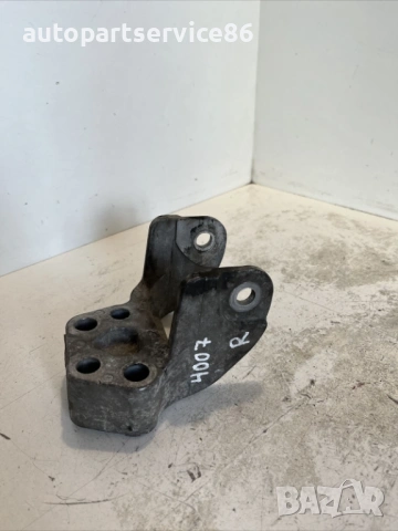 Десен държач/скоба за модел за Peugeot 4007 2.2 HDI (2009)