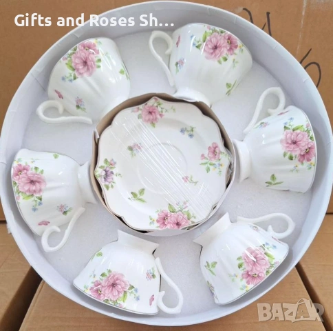 Прекрасен порцеланов сервиз за капучино или чай