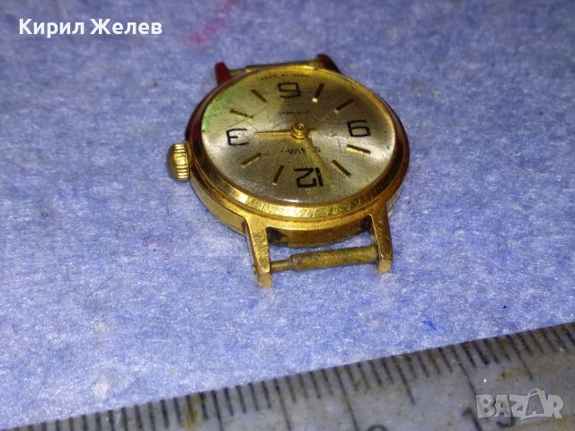 SLAVA 17 JEWELS MADE in USSR Стар РУСКИ МЕХАНИЧЕН с ПОЗЛАТА AU ЧАСОВНИК СЛАВА 46279, снимка 9 - Антикварни и старинни предмети - 46496343