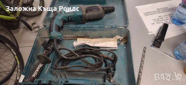 Перфоратор Makita HR2470 , снимка 1 - Бормашини - 47051870