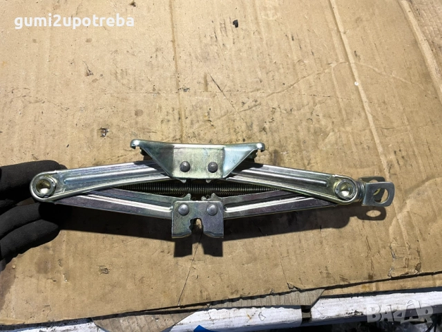 Авариен Крик Авто Крик Honda Jazz Оригинал, снимка 3 - Аксесоари и консумативи - 52789707