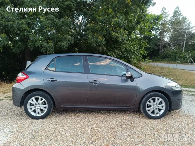 Toyota Auris 1.6 132к.с FACELIFT / евро 5 -бензин - цена 12 900 лв --- БЕЗ БАРТЕР -регистрирана , вс, снимка 3 - Автомобили и джипове - 46979240