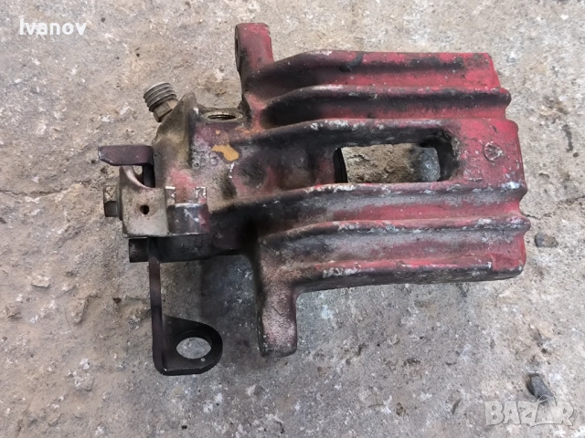 Заден десен спирачен апарат за Голф 4 Ауди А3 Сеат Шкода Бора Пасат Джета, снимка 2 - Части - 53205950