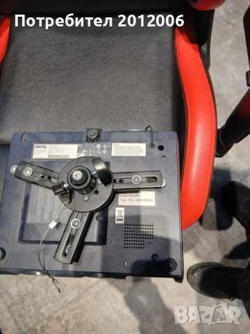 Употребяван проектор Benq, снимка 2 - Плейъри, домашно кино, прожектори - 53085153