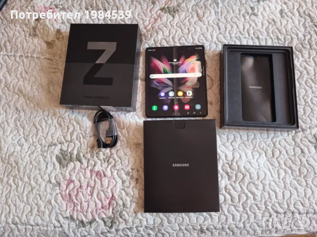 Samsung Galaxy Z Fold3, 256GB, 12GB RAM, 5G, снимка 3 - Samsung - 47253841