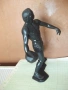 Фигура "Дивак с камък в ръка", снимка 4