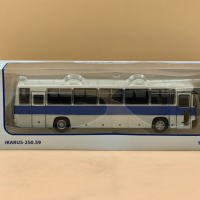 Икарус 250.59, производител Soviet Bus, мащаб 1:43, снимка 6 - Колекции - 45054666