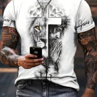 Стилна мъжка елегантна тениска с къс ръкав, шарка на кръст и лъв, снимка 1 - Тениски - 45653686