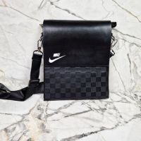 Мъжка чанта Nike, снимка 1 - Чанти - 45479948