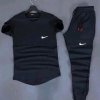 Мъжки Комплект 🔝NIKE , снимка 1 - Спортни дрехи, екипи - 45357128