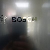 Иноксов комбиниран хладилник с фризер Бош Bosch no frost  2 години гаранция!, снимка 2 - Хладилници - 45154733