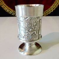 Чаша от калай с Ловец и Оръжейник. , снимка 1 - Антикварни и старинни предмети - 45912771