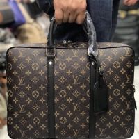 LOUIS VUITTON чанта за лаптоп, снимка 3 - Части за лаптопи - 45861713