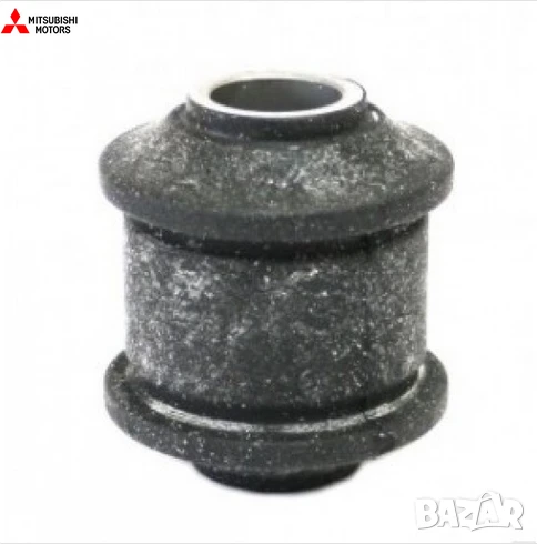 Тампон задна напречна щанга MB584166 Mitsubishi Pajero, снимка 1