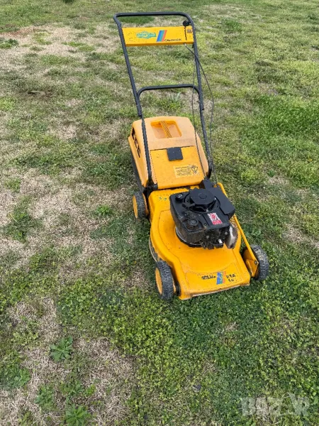 Бензинова самоходна косачка, снимка 1