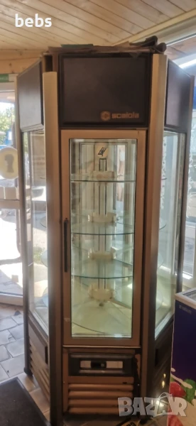 Сладкарска хладилна витрина , снимка 1