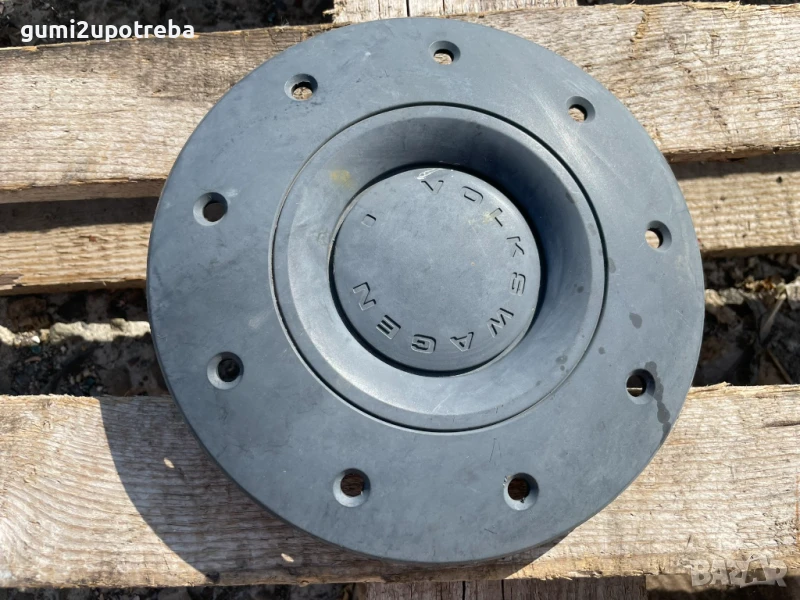 Тас Капачка Volkswagen Caddy III 2k0601149c Оригинал, снимка 1