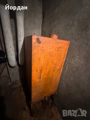 Продавам метален резервоар за гориво 500 л – дебелостенен, със стойка