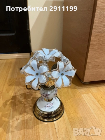 Красива настолна лампа, снимка 6 - Настолни лампи - 53785480