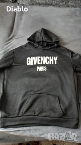 блуза givenchy paris, снимка 3 - Блузи - 53400505