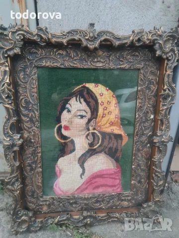 гоблен с красива рамка