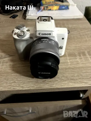 Фотоапарат Canon M50, снимка 1 - Фотоапарати - 47917344