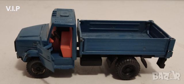 Старо руско камионче-играчка, снимка 4 - Антикварни и старинни предмети - 45585704