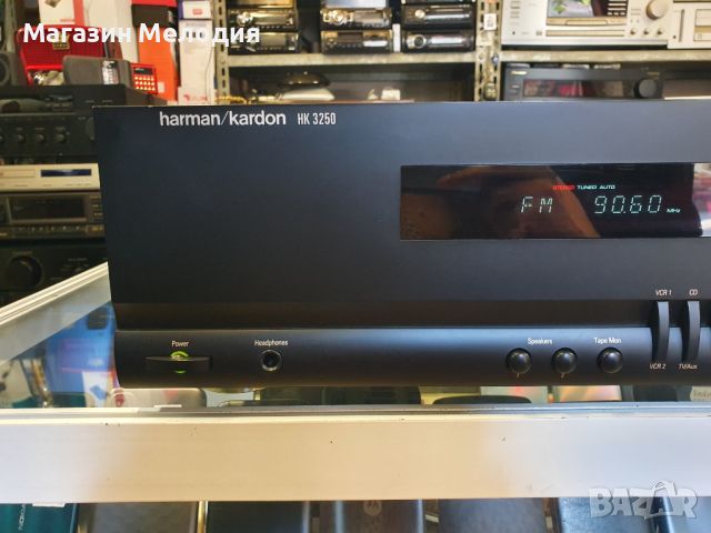 Ресийвър Harman Kardon HK 3250 Две по 65 вата на 4 ома. В отлично техническо и визуално състояние., снимка 3 - Ресийвъри, усилватели, смесителни пултове - 46293564