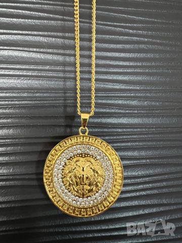 Уникален масивен медальон Versace, снимка 3 - Колиета, медальони, синджири - 45813335
