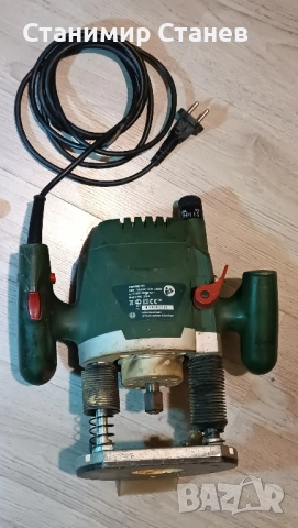 Оберфреза Bosch POF 1400 ACE, 1400 W, снимка 3 - Други машини и части - 52469922