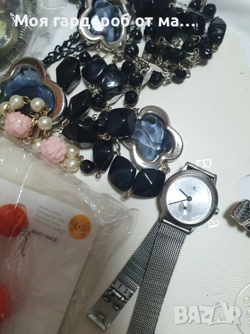 Лот от бижута. Внос Лондон , снимка 2 - Бижутерийни комплекти - 53737579