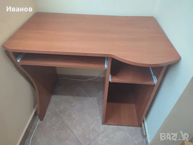 Бюро бърза продажба, снимка 1 - Бюра - 46863072