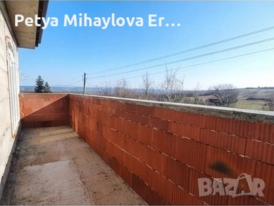 Двуетажна къща с Акт 14 в с. Хераково, снимка 15 - Къщи - 53702535