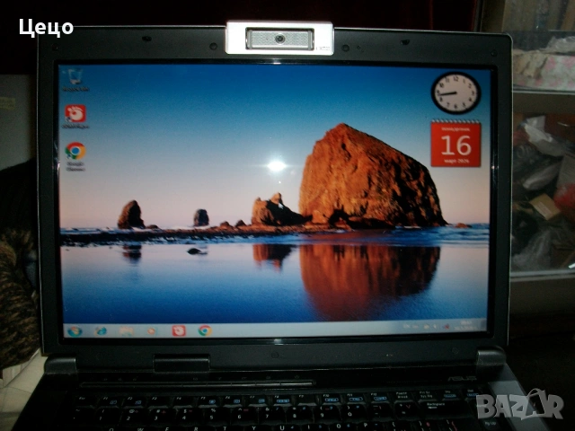 Работещ лаптоп продавам
