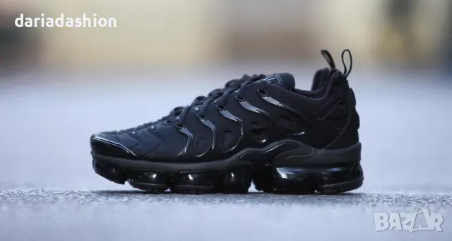 ПРОМО! Оригинални маратонки Nike VaporMax Plus, снимка 1 - Маратонки - 47947436