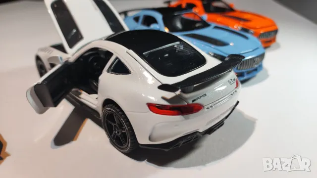 Метални колички Мерцедес GT63 AMG (Mercedes GT 63 AMG), AMG тунинг, мащаб 1:32, снимка 2 - Коли, камиони, мотори, писти - 48785040