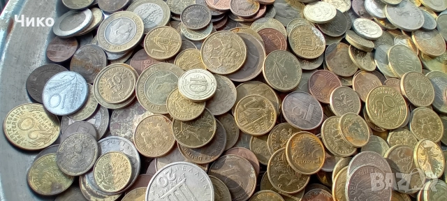 300бр чужди стари монети, снимка 3 - Нумизматика и бонистика - 52659464