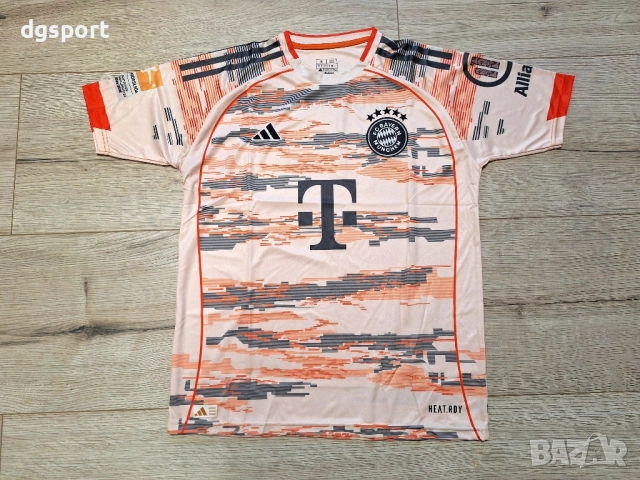 Футболна фланелка на Байерн Мюнхен сезон 25/26!