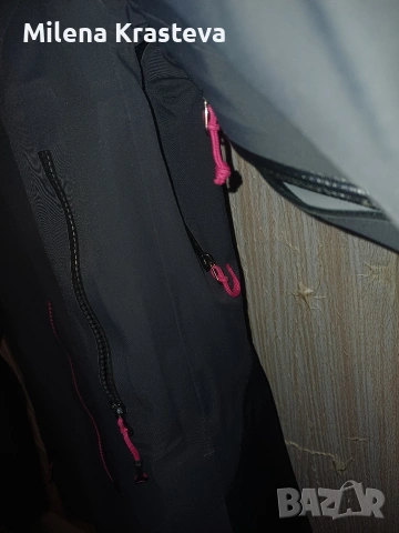 Туристическо, ветро и водоустойчиво. Леко, снимка 3 - Якета - 53287697