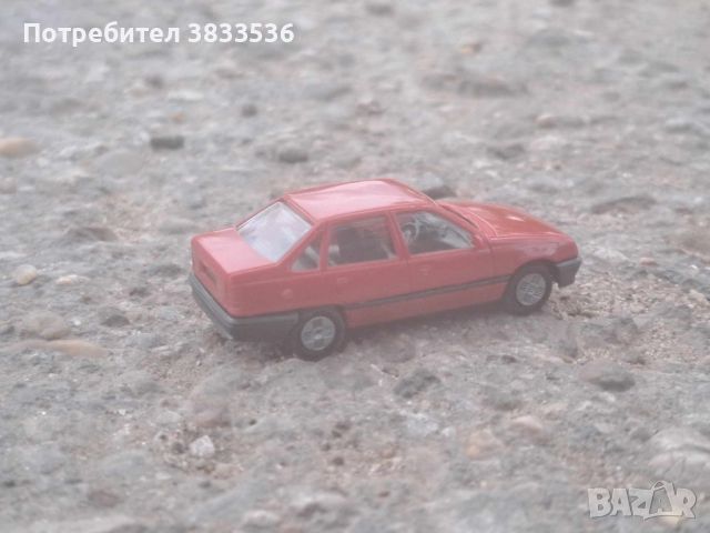 Opel Kadett E Sedan  1984г. – 1993г.  умалени 1:87 колички модели, снимка 7 - Колекции - 45400220